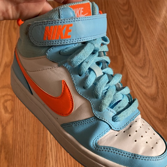 Kids Nike Shoes - Picture 7 of 11